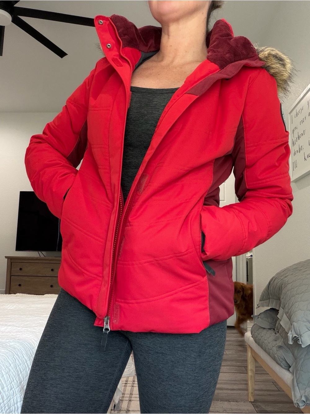 Obermeyer Red Ski Jacket with Faux Fur Trim - Picture 5 of 8
